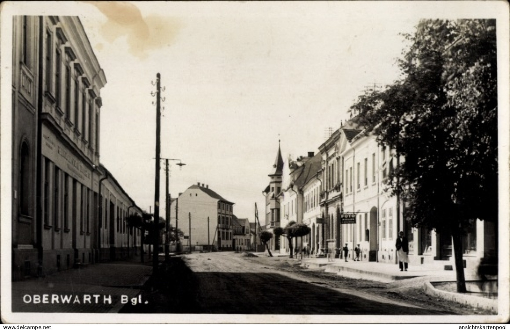 Photo CPA Oberwart Burgenland, Straßenpartie im Ort