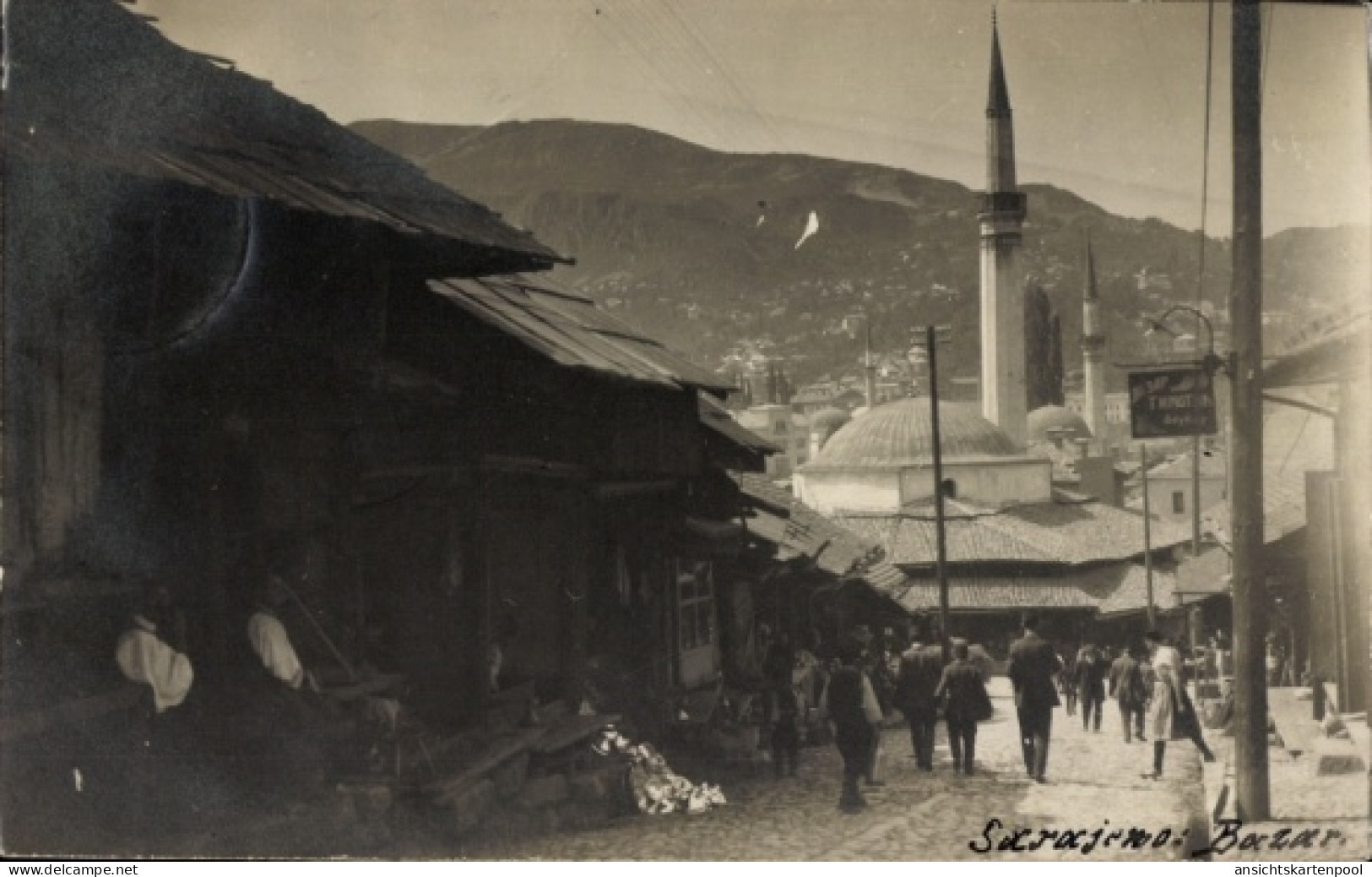 Photo CPA Sarajevo Bosnien Herzegowina, Markt, Bazar, Straße