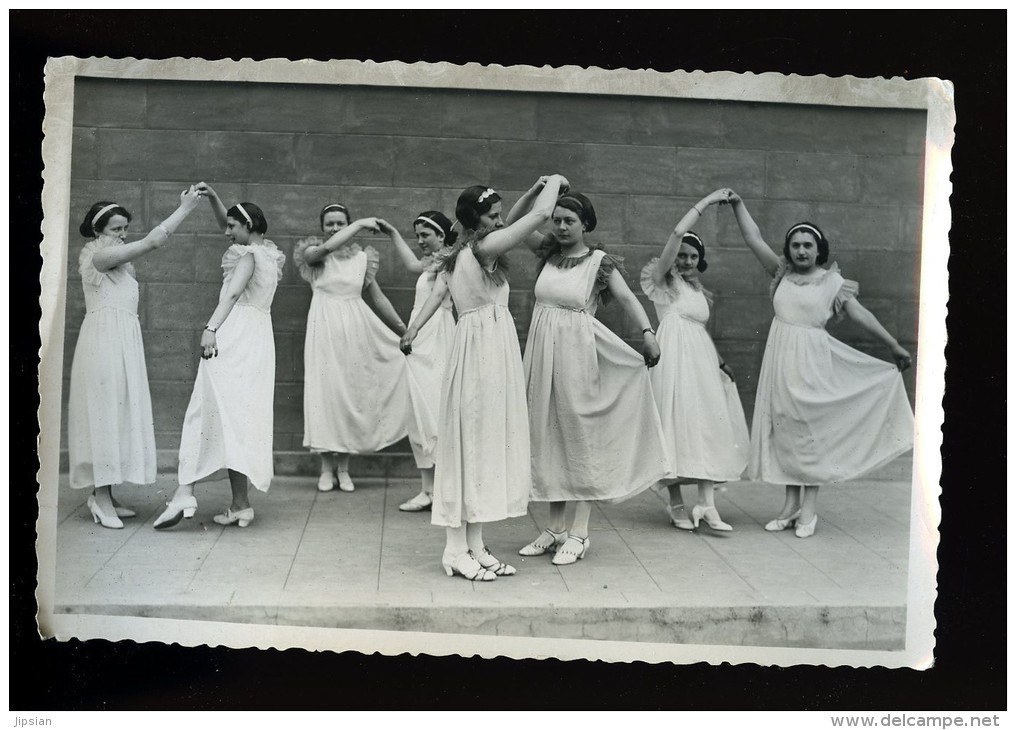 photographie (5) du 63 Danseuses  photographie par A. Breuly avenue des Etats Unis Clermont Ferrand APJ11