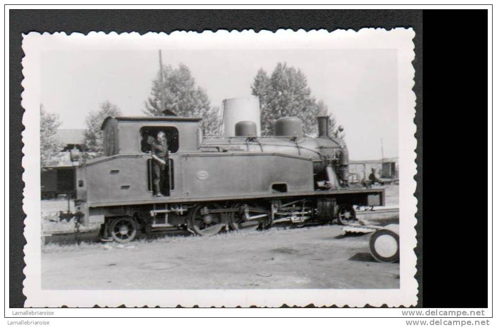 PHOTOGRAPHIE: LIGNE DE OLOT A GERONA