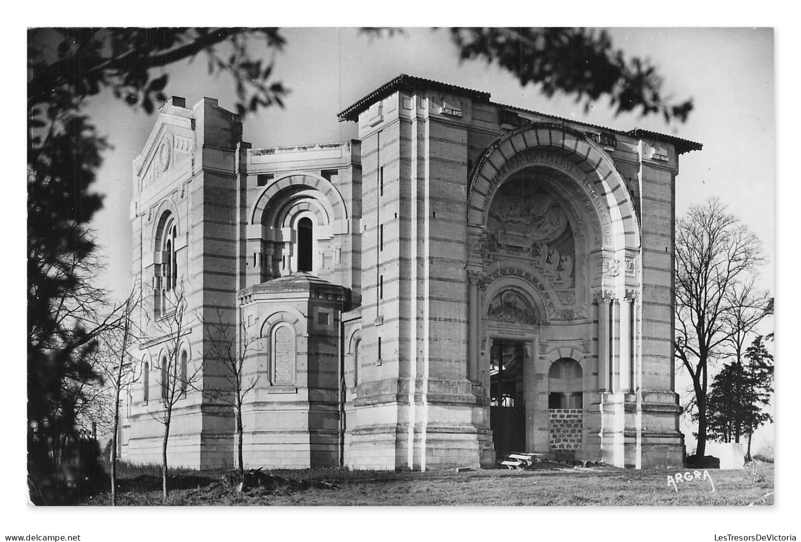 Pibrac (Haute-Garonne) - La Basilique