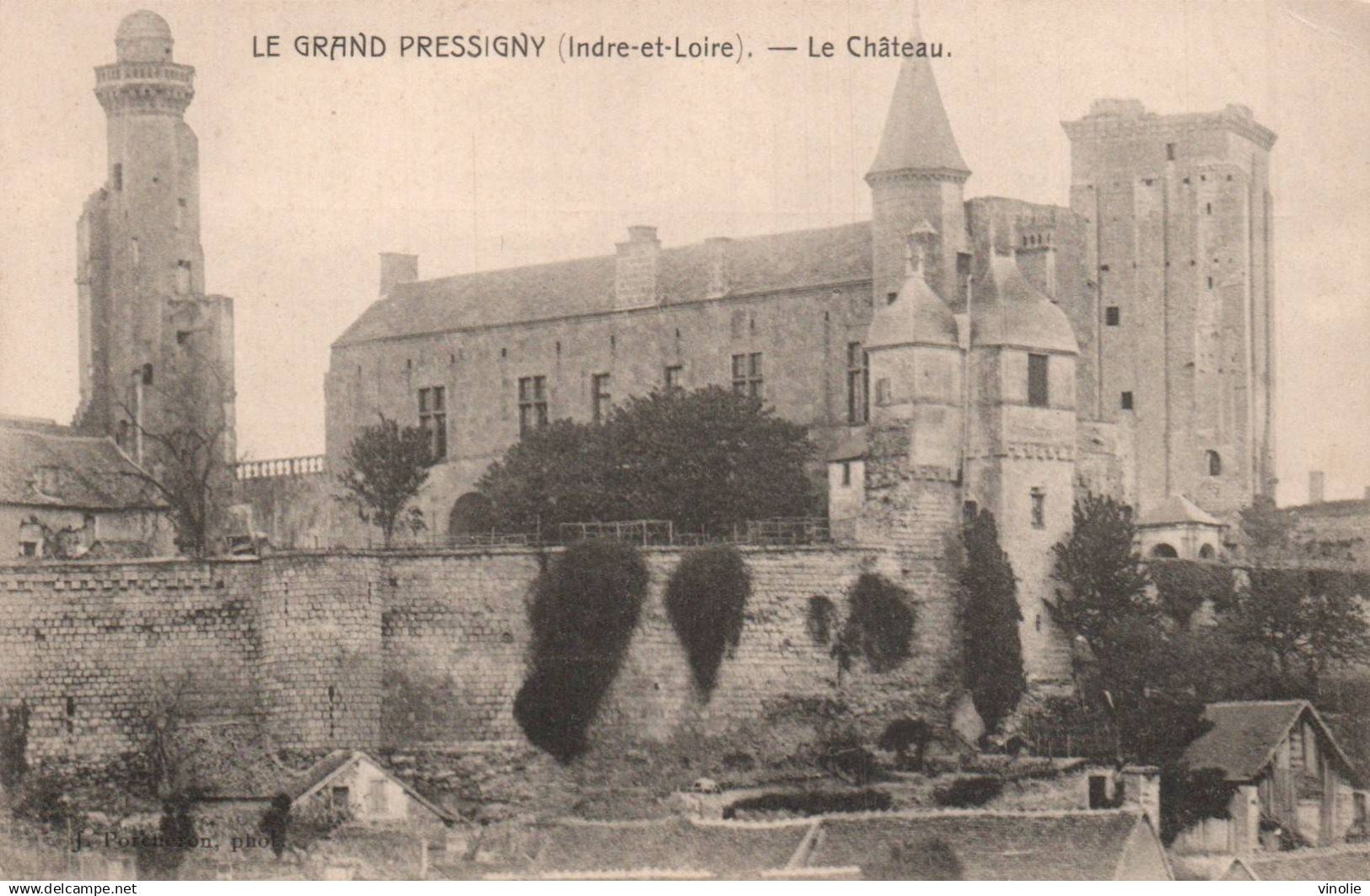 PIE-T. DH-25-2464 : LE GRAND-PRESSIGNY. LE CHATEAU.