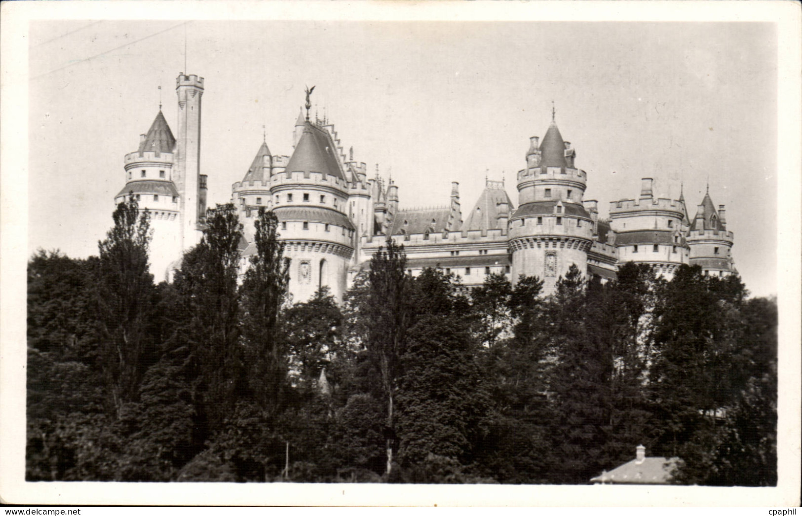 Pierrefonds CPA Le chateau