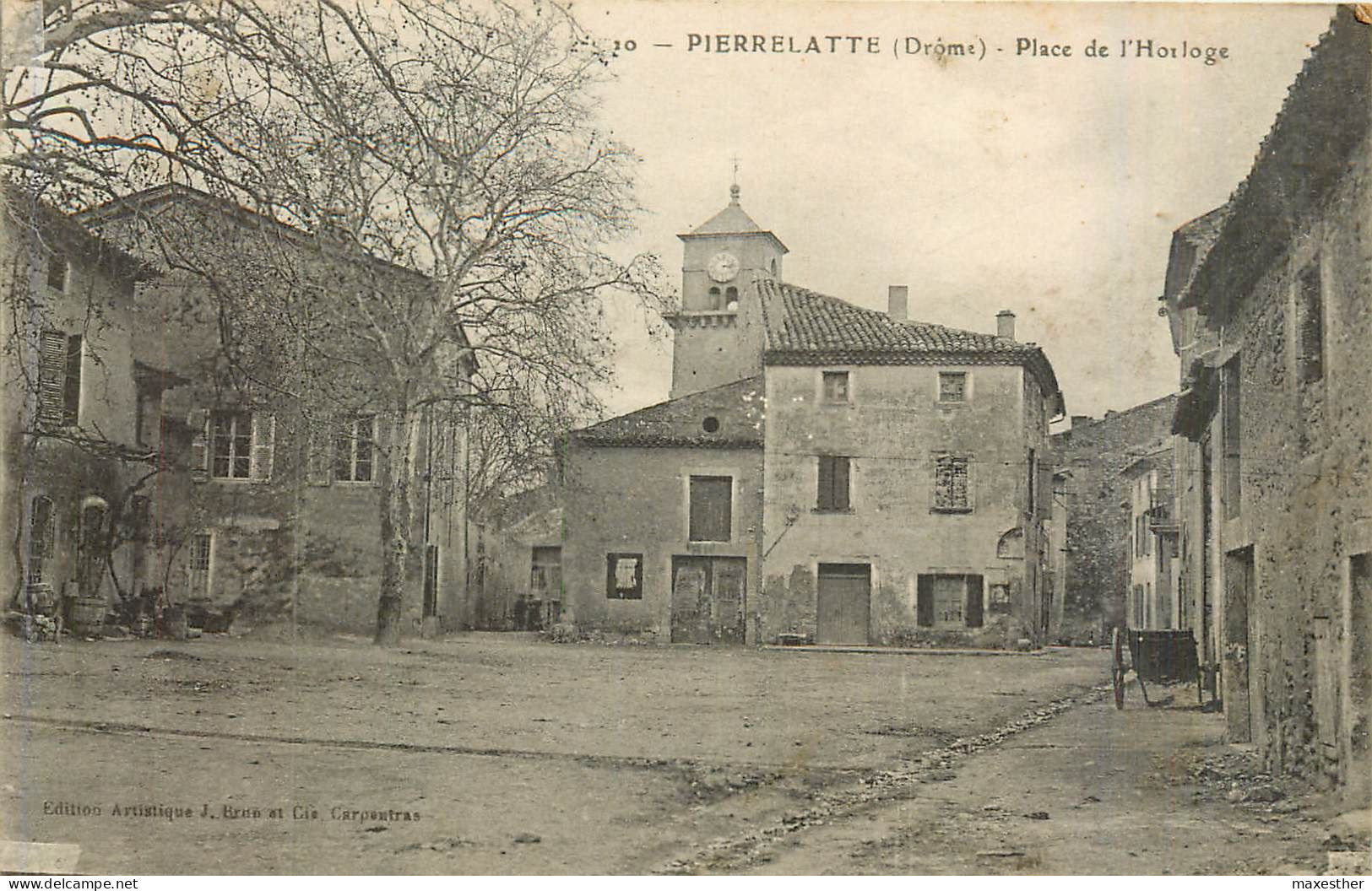 PIERRELATTE place de l'Horloge