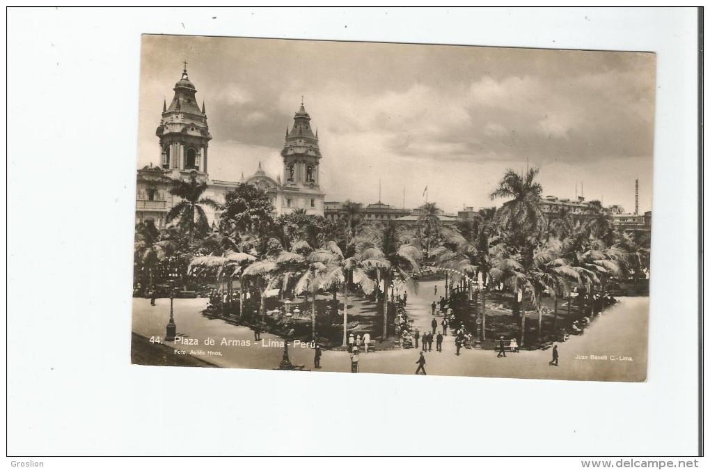 PLAZA DE ARMAS 44 LIMA PERU