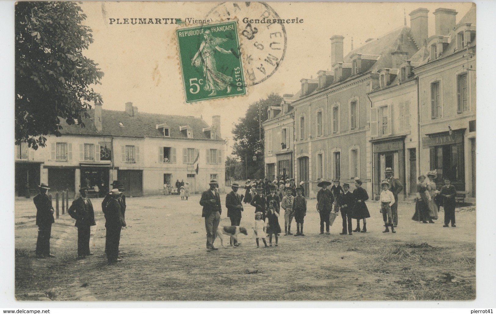 PLEUMARTIN - La Gendarmerie