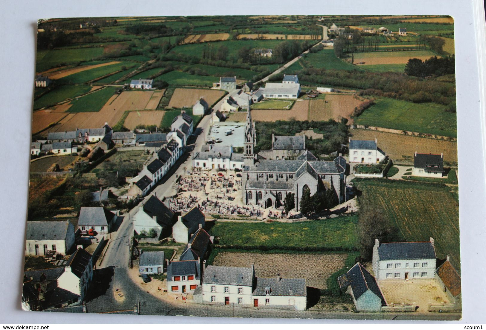 plobannalec - le bourg et l'église - 1974