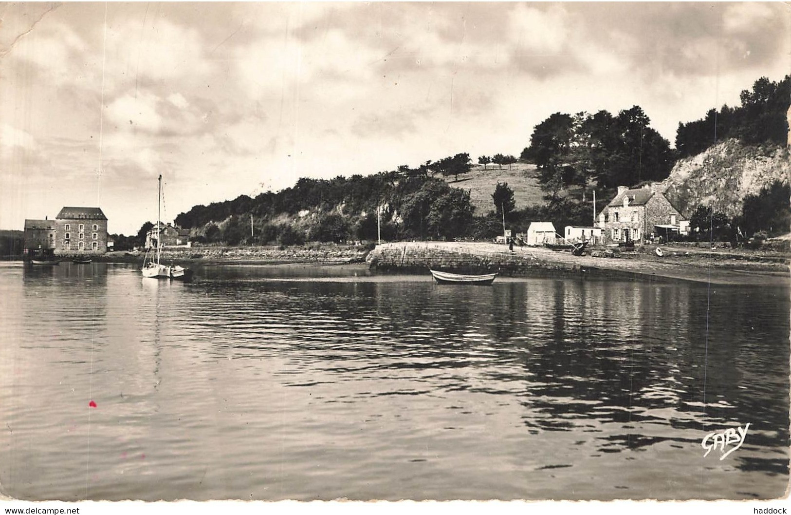 PLOUER SUR RANCE : LA CALE DES MOULINS