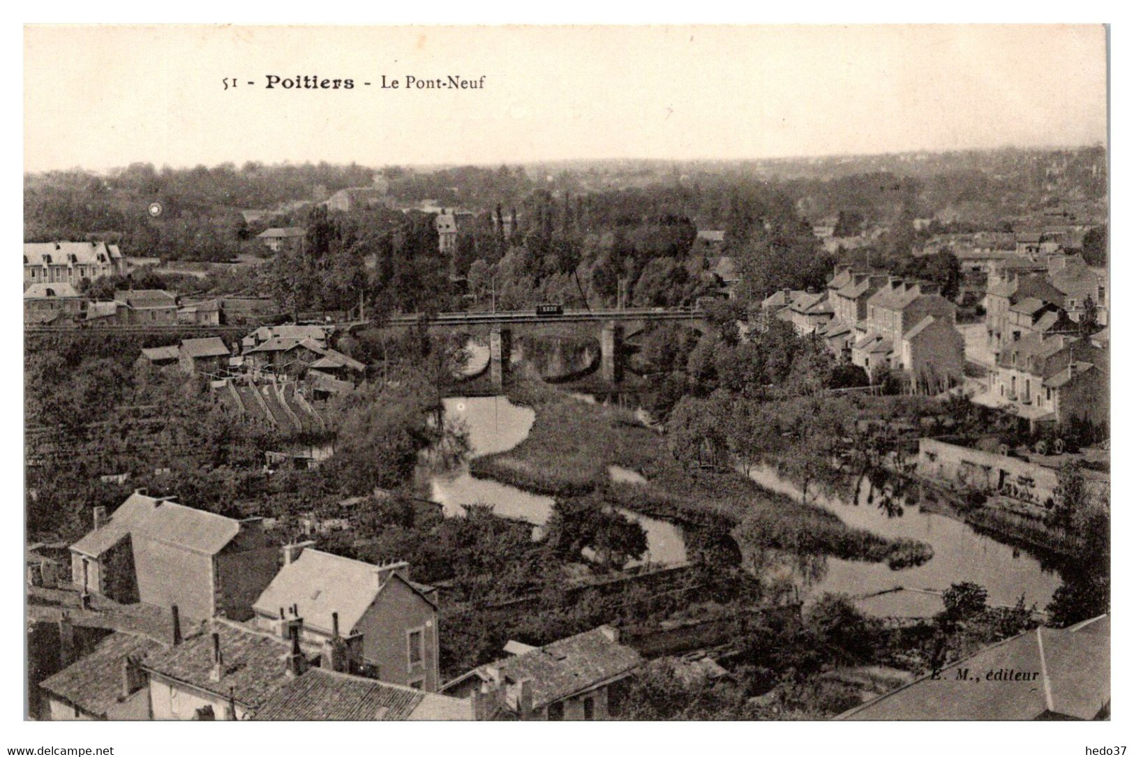 Poitiers - Le Pont Neuf