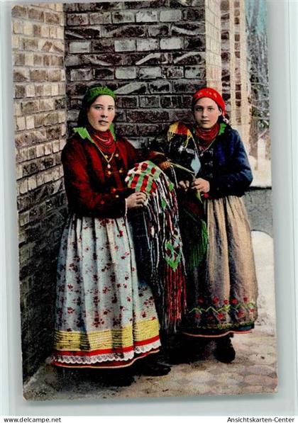 11054447 - Frauen in Tracht