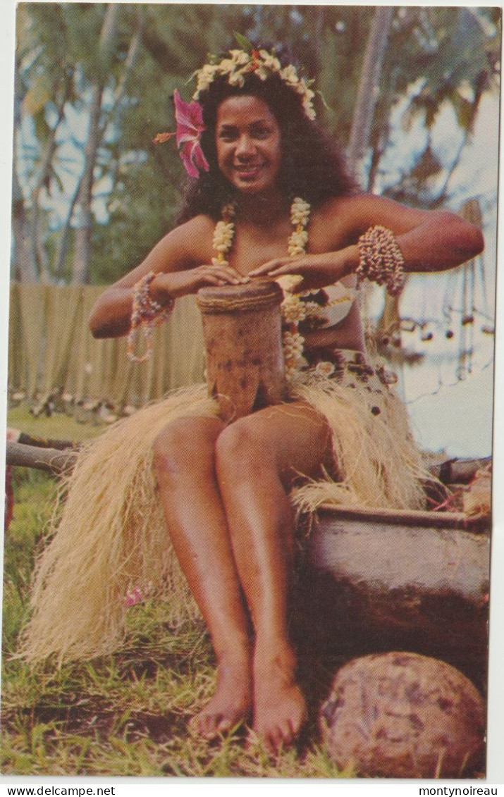 Polynésie  Française :   femme  danse ( C13131 by  sounam )