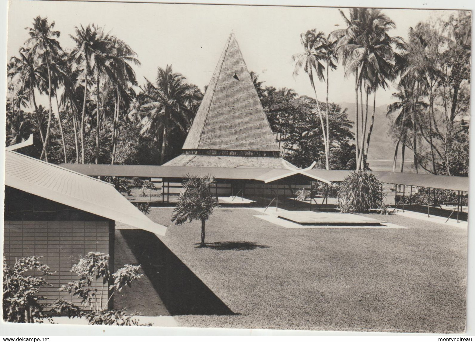 Polynésie  Française :   musée  gauguin , Tahiti ( photo gilles  artur)