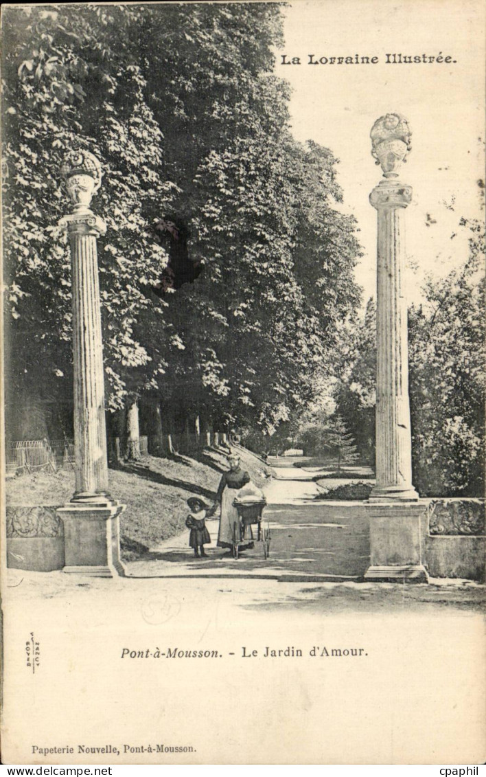 Pont a Mousson CPA Le jardin d'amour