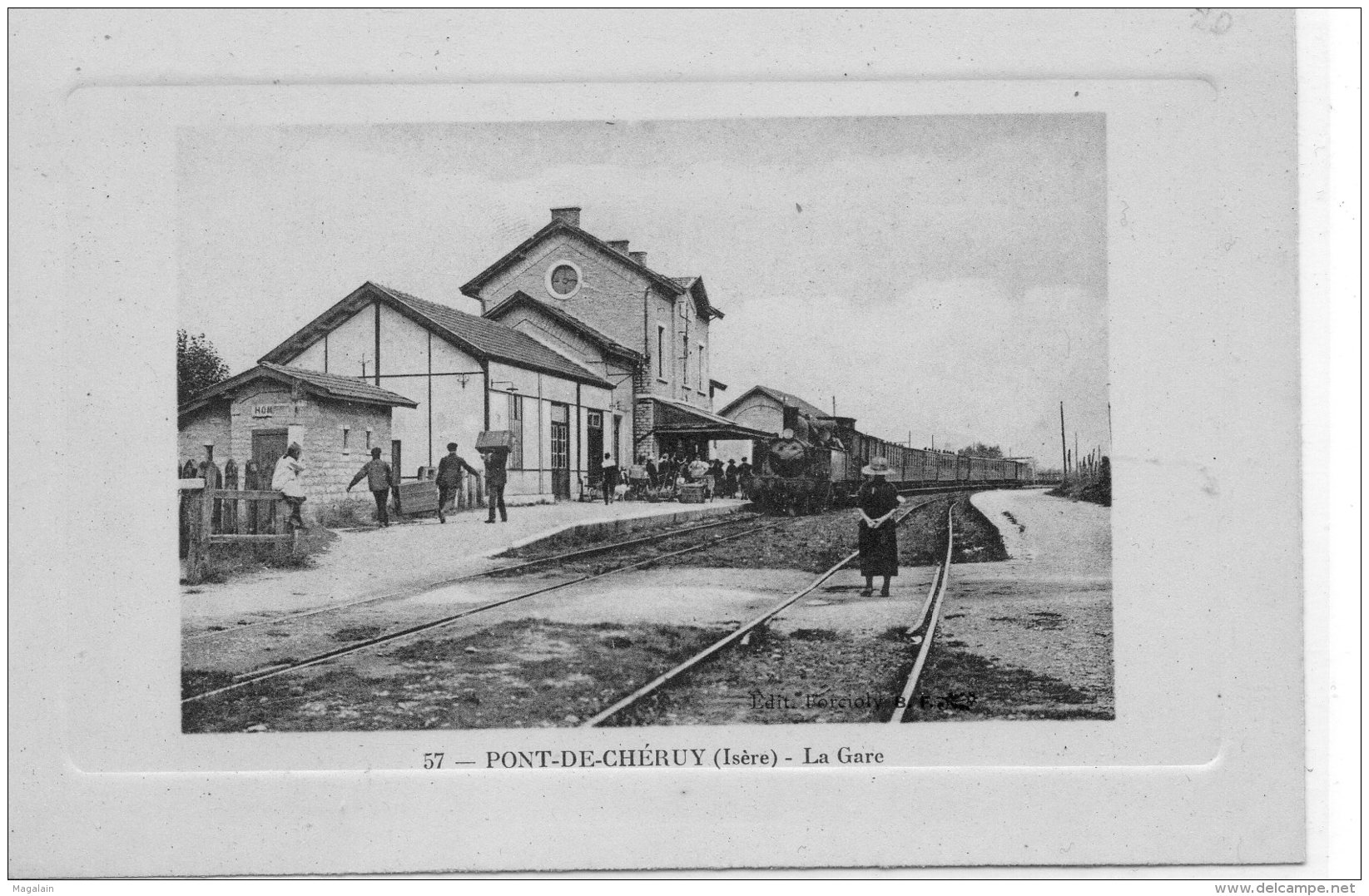 Pont de Chéruy : la gare