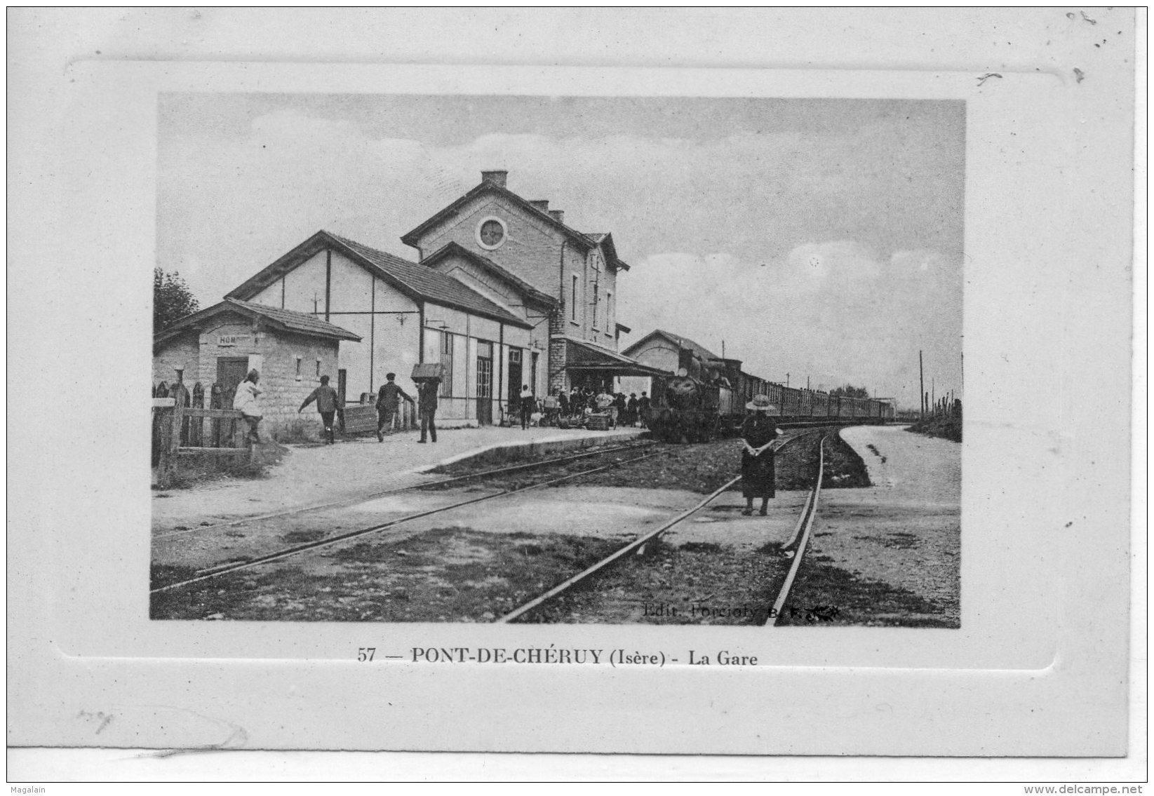 Pont de Chéruy : la gare