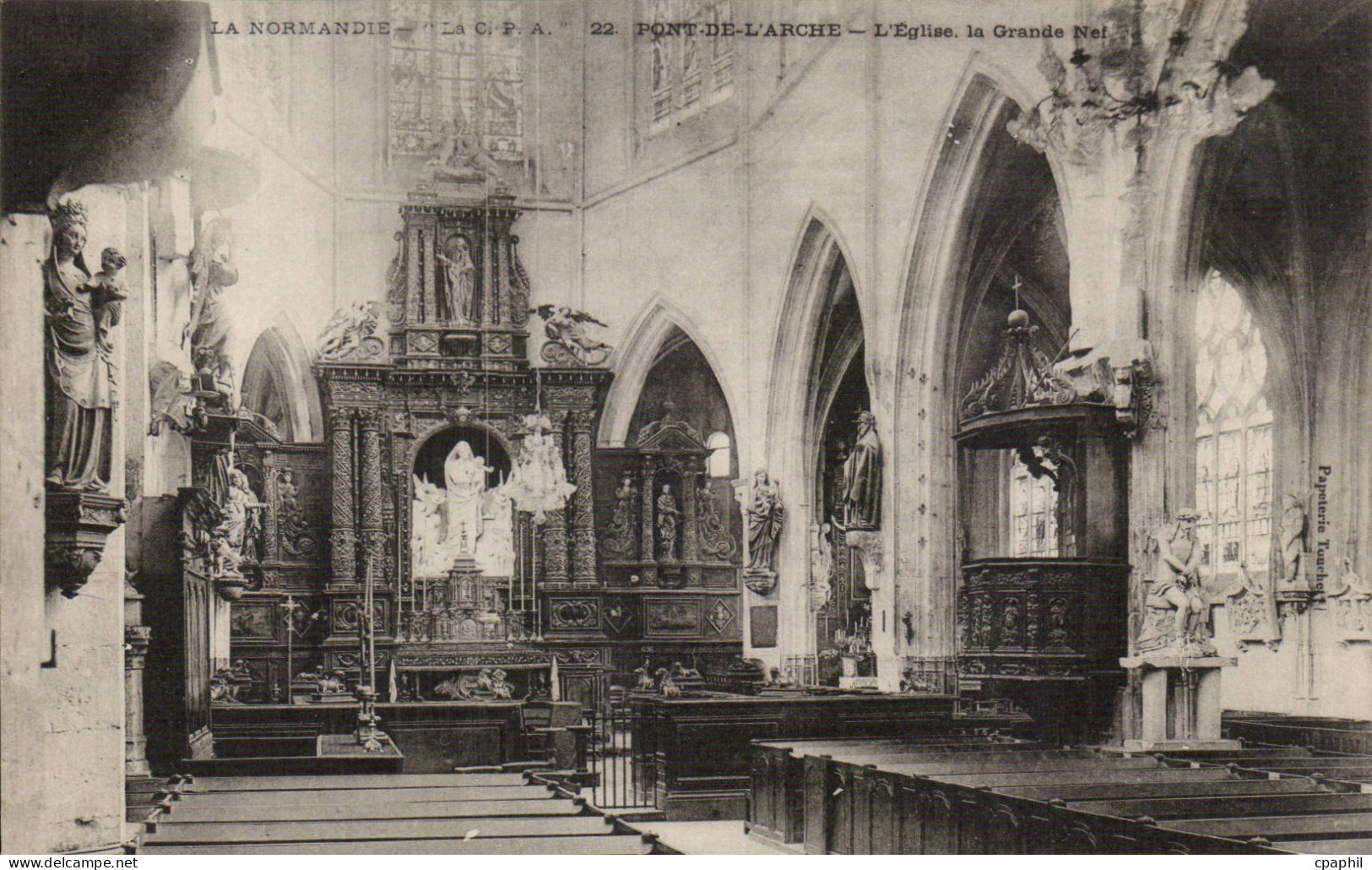 Pont de l'Arche - L'Eglise - La Grande Nef - CPA