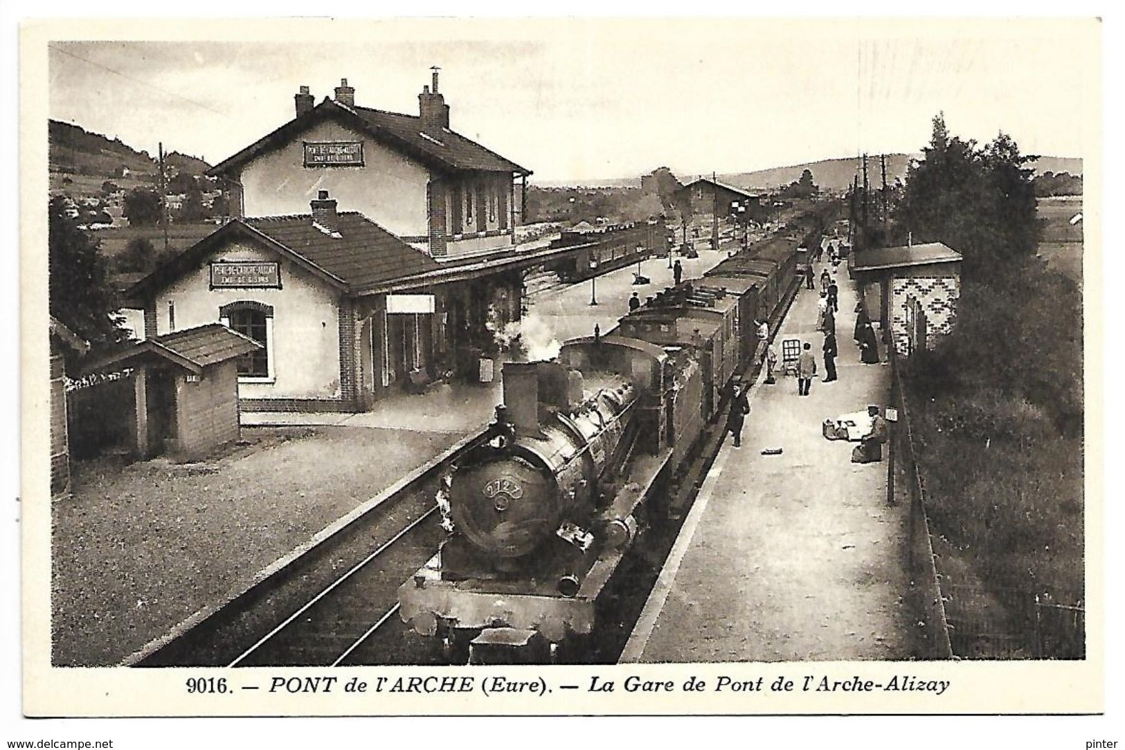 PONT DE L'ARCHE - La Gare de Pont de l'Arche Alizay - TRAIN