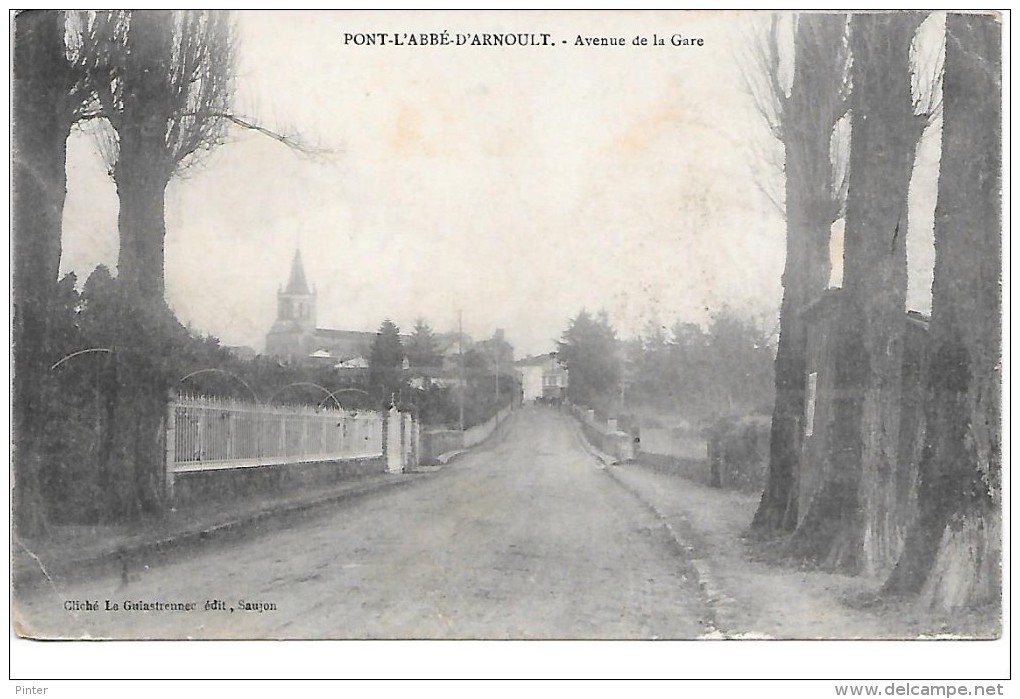 PONT L'ABBE D'ARNOULT - Avenue de la Gare
