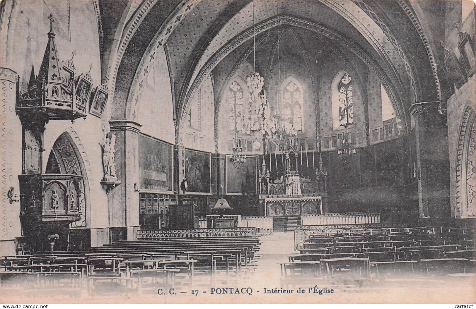PONTACQ .  Intérieur église