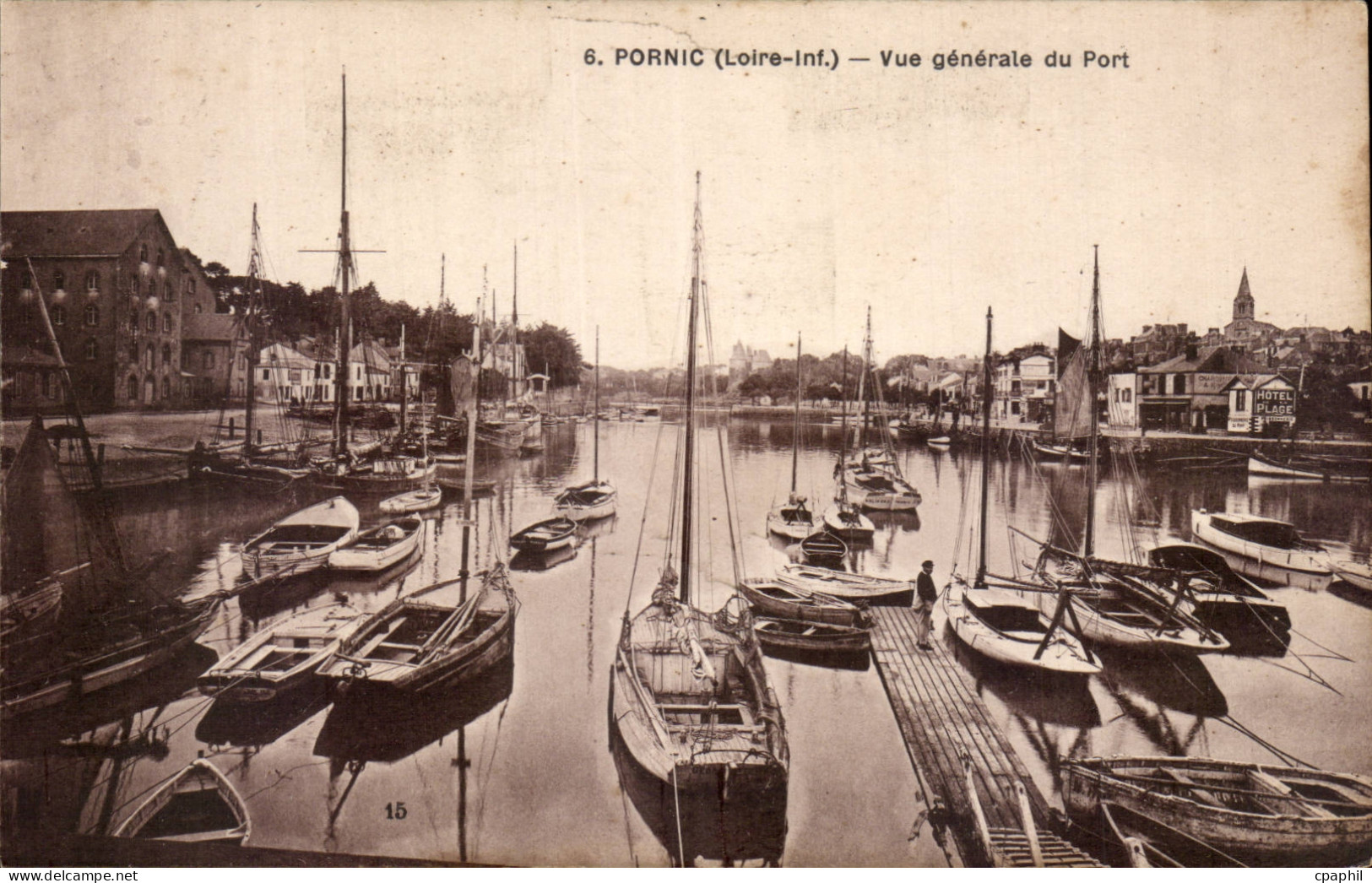 Pornic CPA Vue generale du port