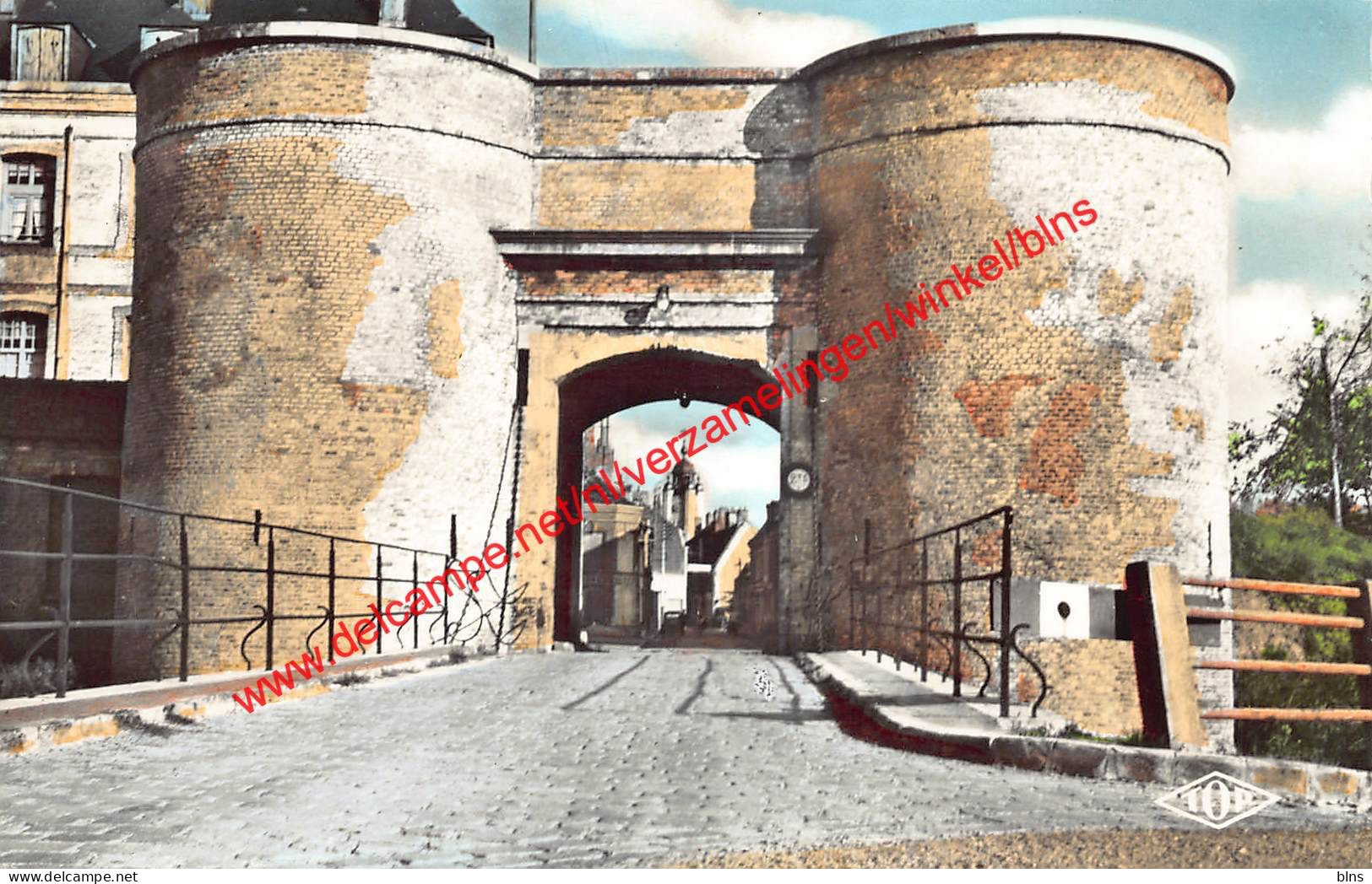Porte de Bierne - Bergues - (59) Nord