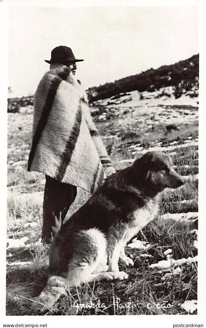 Portugal - GUARDA - Pastor e cão - POSTAL FOTO - Ed. Herminios