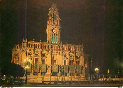CPM 2111 porto portugal hotel de ville a porto(vue le soir)
