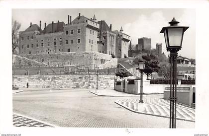 Portugal - GUIMARÃES - Paço dos Duques de Bragança e do Castelo