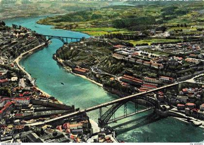Porto  Portugal Pontes de D. Luiz e de D. Maria sobre o Douro vista aérea