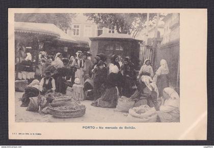 Portugal-PORTO - No mercado do Bolhao