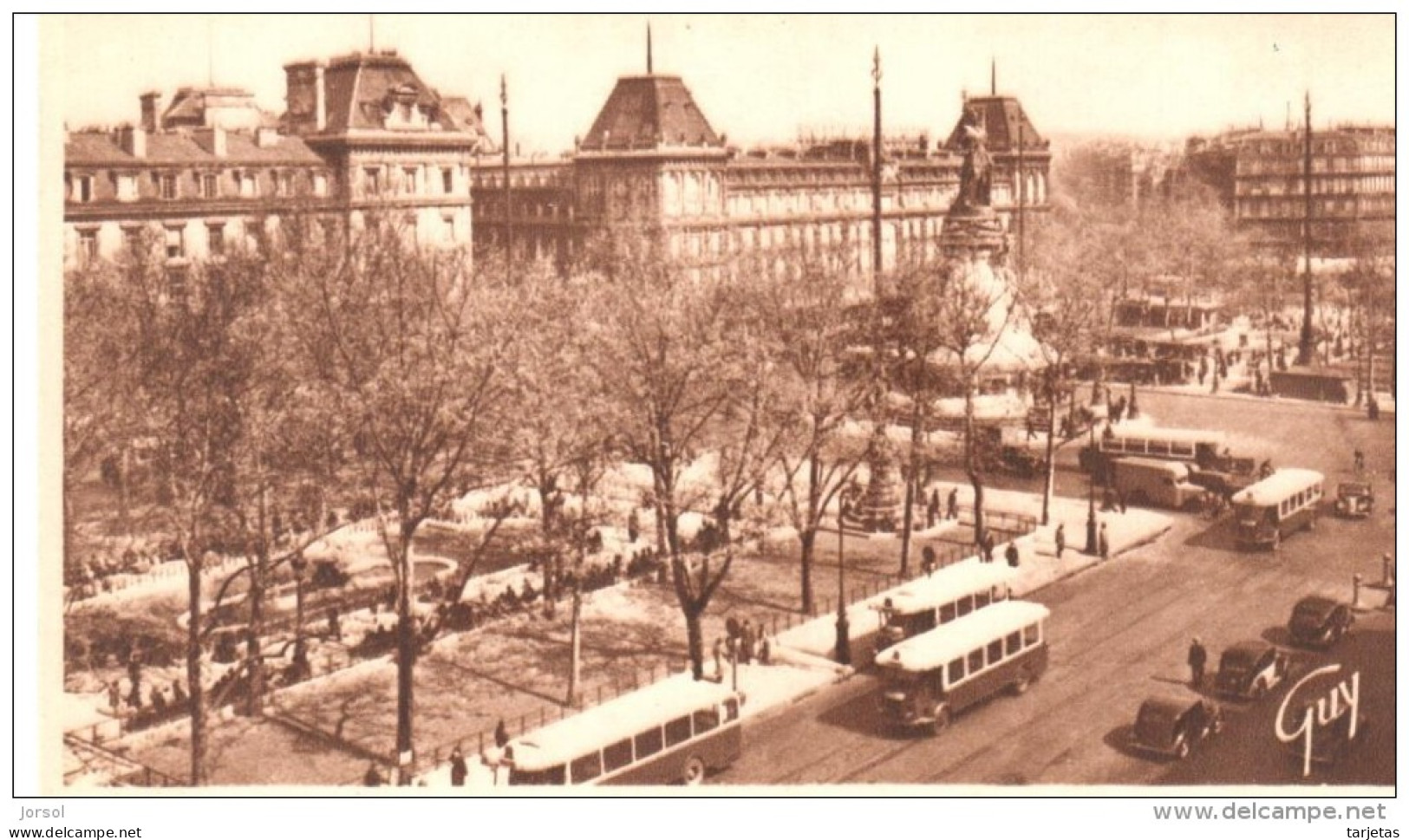POSTAL    PARIS  Y SUS MARAVILLAS  -  PLAZA DE LA REPUBLICA -