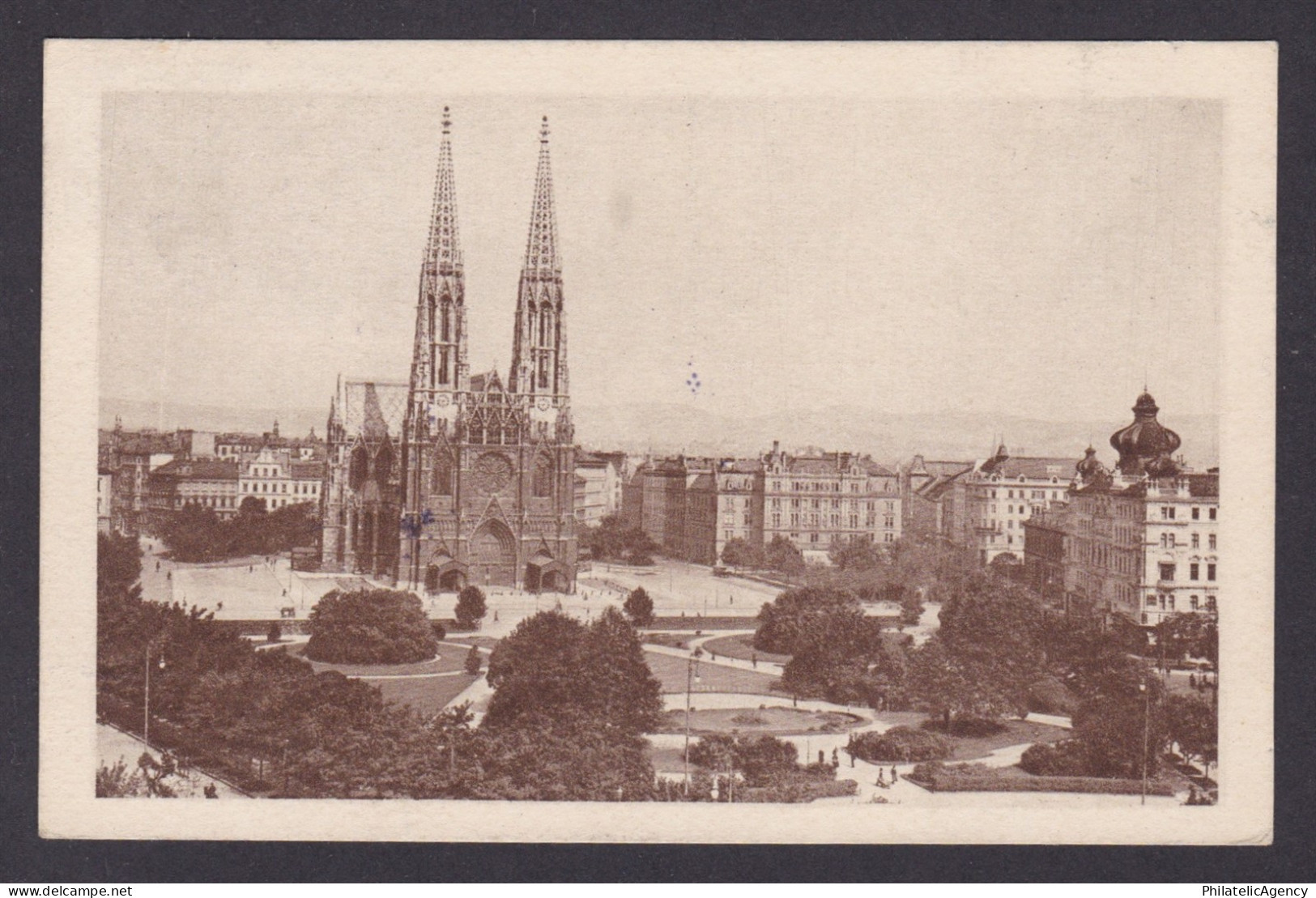 Postcard, Austria Vienna, Votivkirche