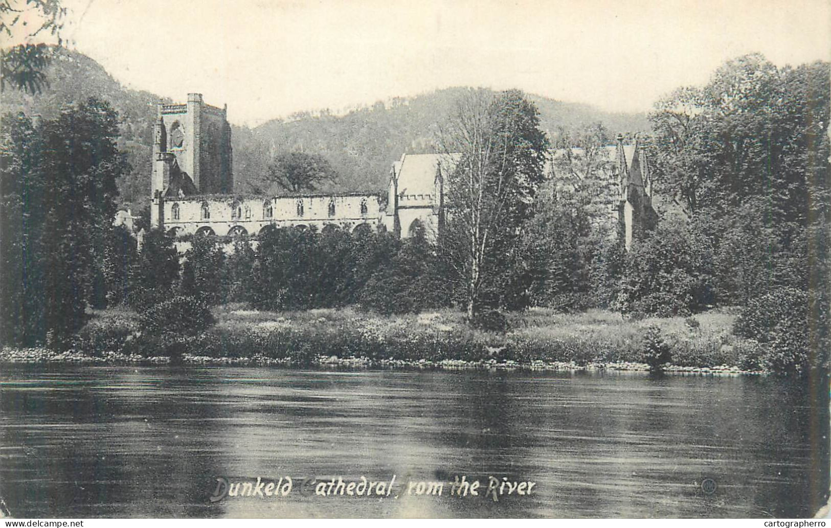 Postcard Uk Scotland Dunkeld cathedral