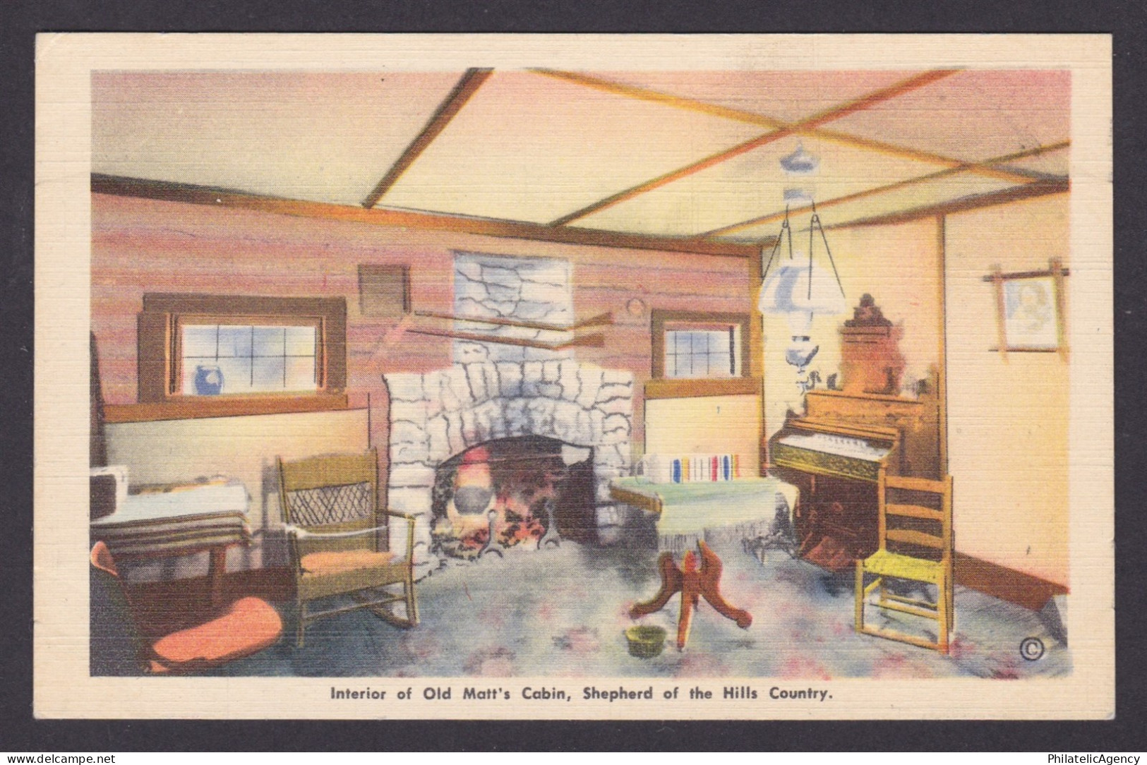 Postcard, United States, Branson MO, Interior of Old Matt's Cabin
