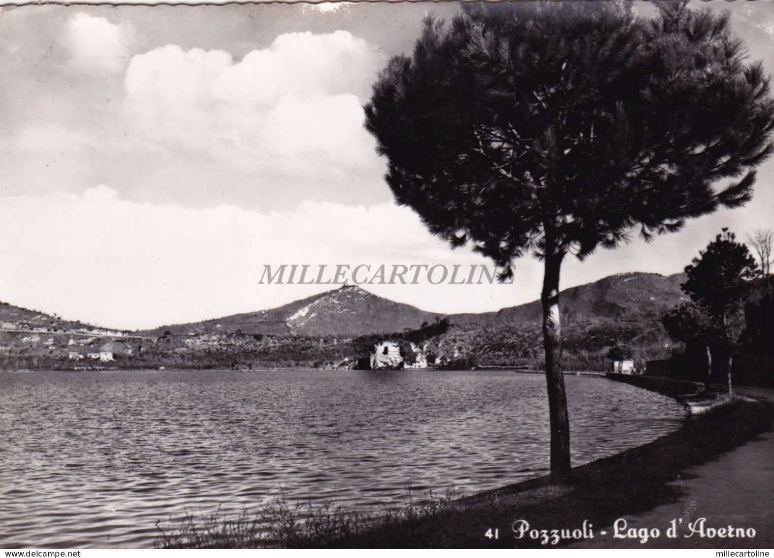 POZZUOLI - Lago d'Averno