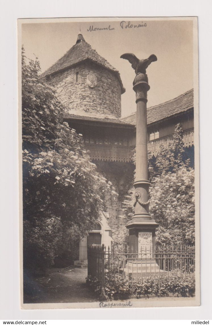 PR018 - SUISSE - Rapperswil-Jona - im Schlosshof