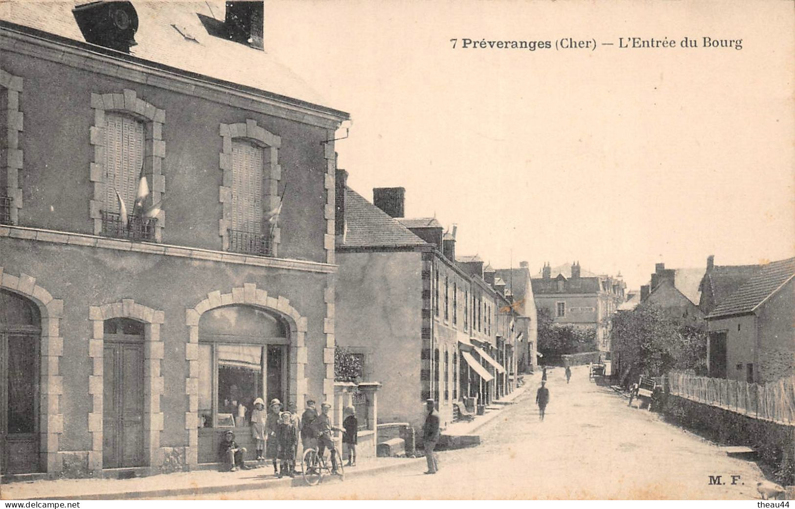 ¤¤   -   PREVERANGES   -   L'Entrée du Bourg    -    ¤¤