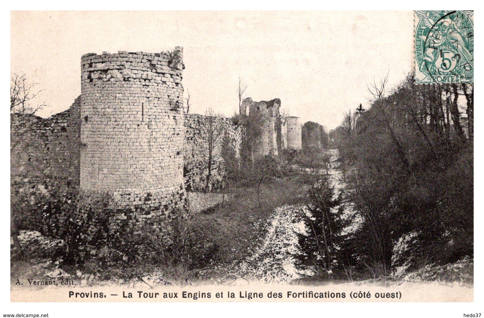 Provins - La Tour aux Engins