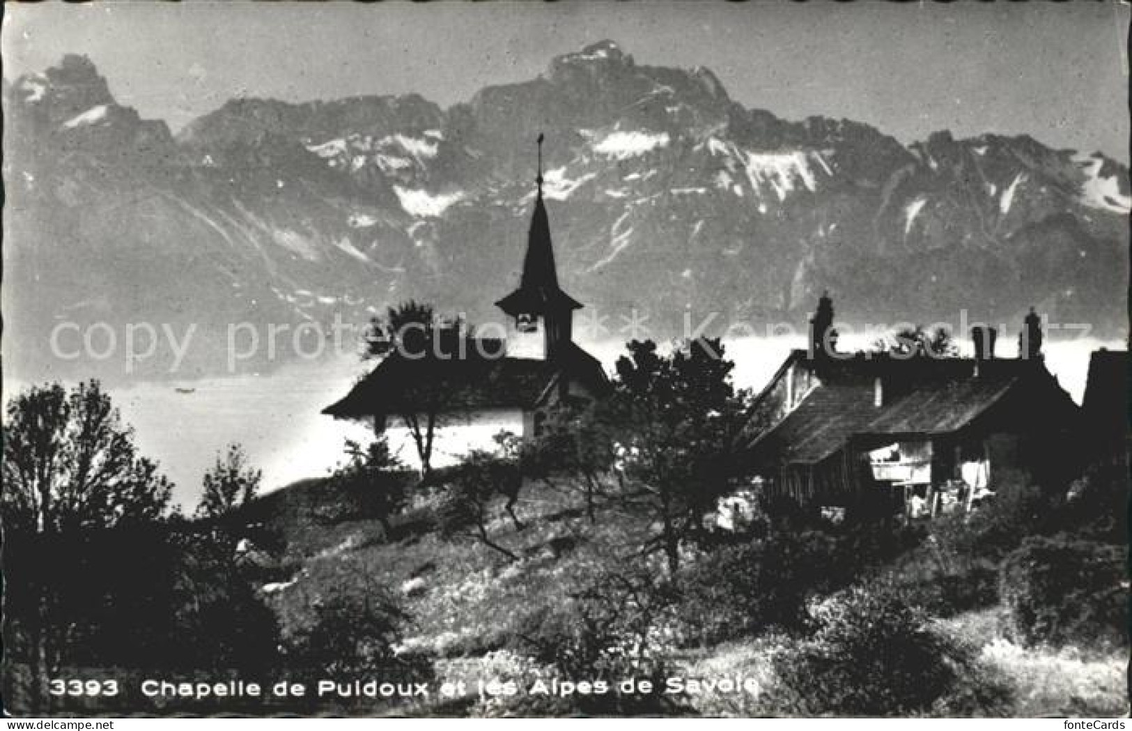 Puidoux Chapelle et les Alpes de Savoie