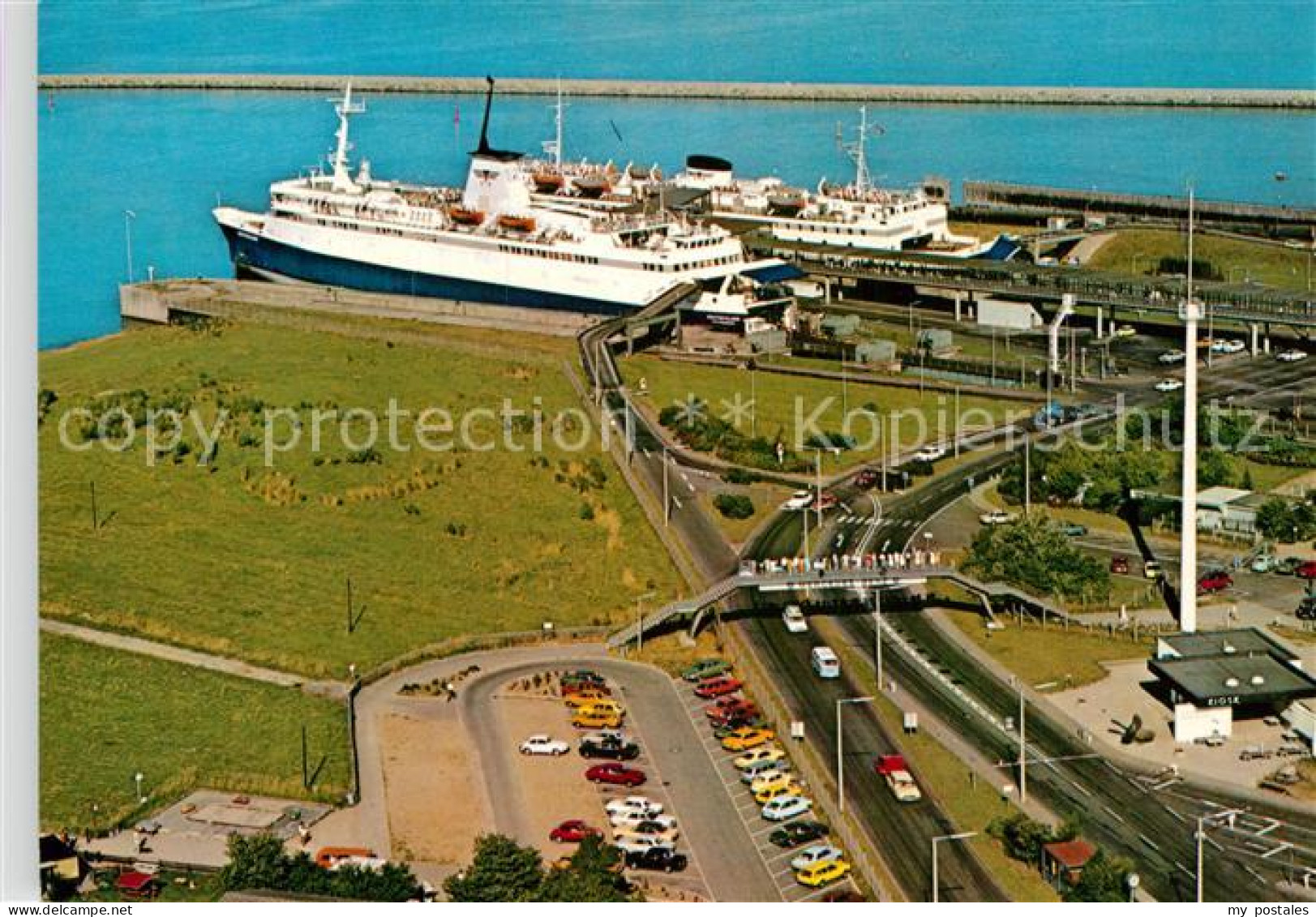 Puttgarden Fehmarn Schleswig-Holstein Faehrbahnhof Fehmarn Kai