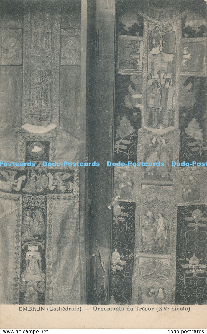 R005812 Embrun Ornements du Tresor