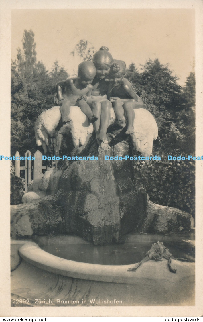 R011515 Zurich Brunnen in Wollishofen Kilchberg