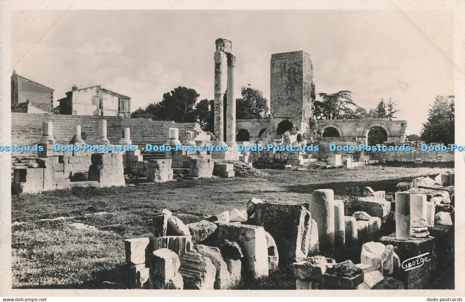 R018805 Arles en Provence Theatre Antique George Arles