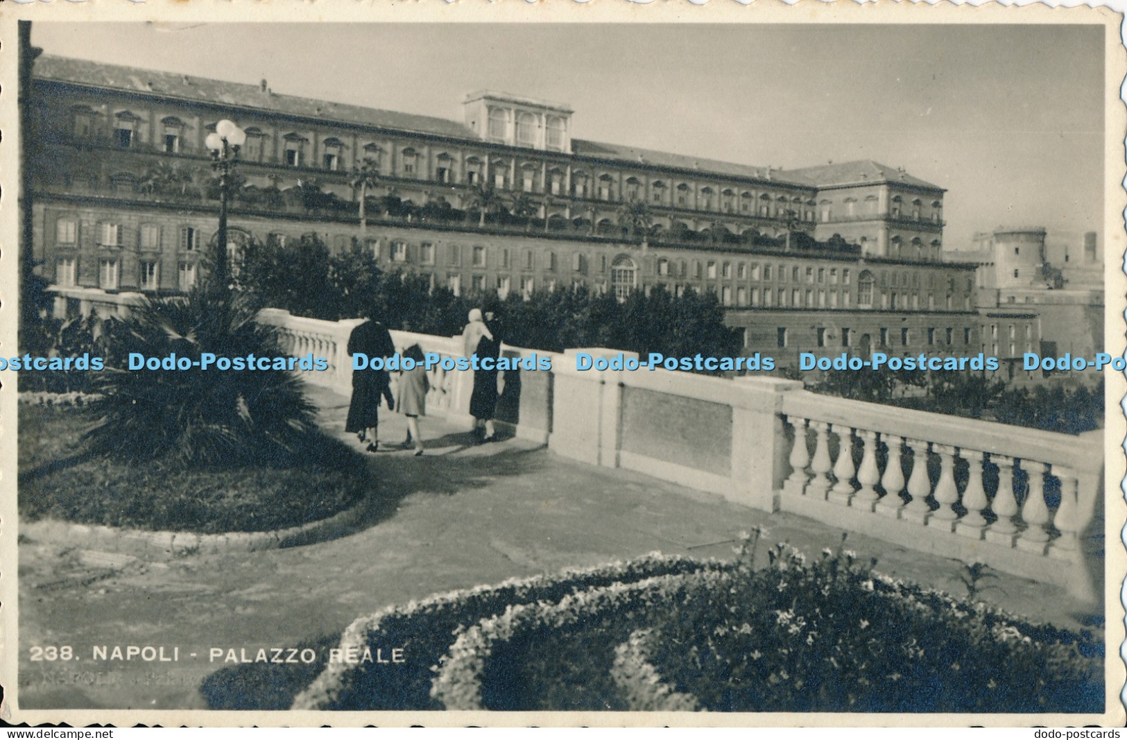 R023129 Napoli Palazzo Reale RP