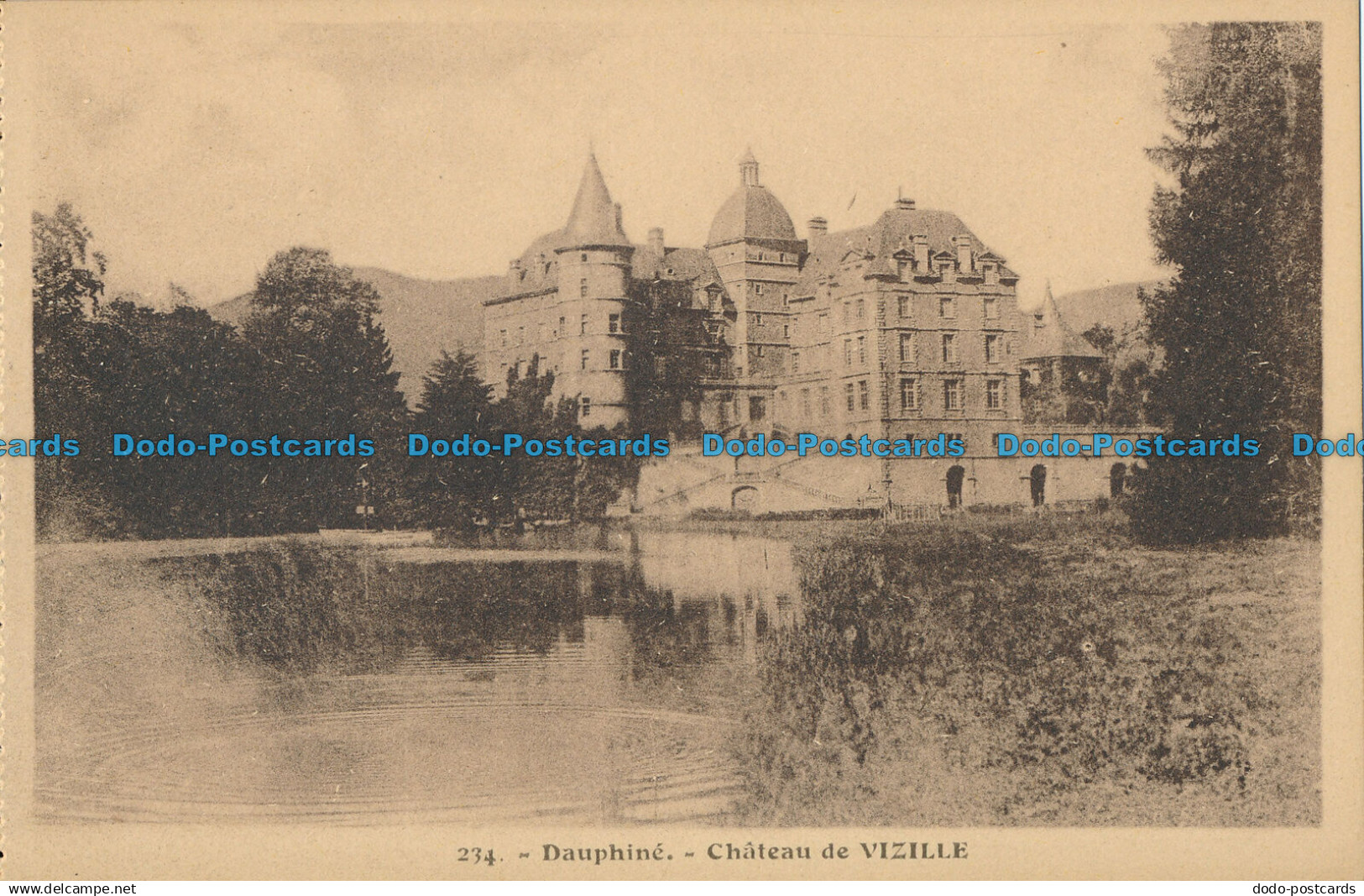 R028735 Dauphine. Chateau de Vizille. M. Bourdier