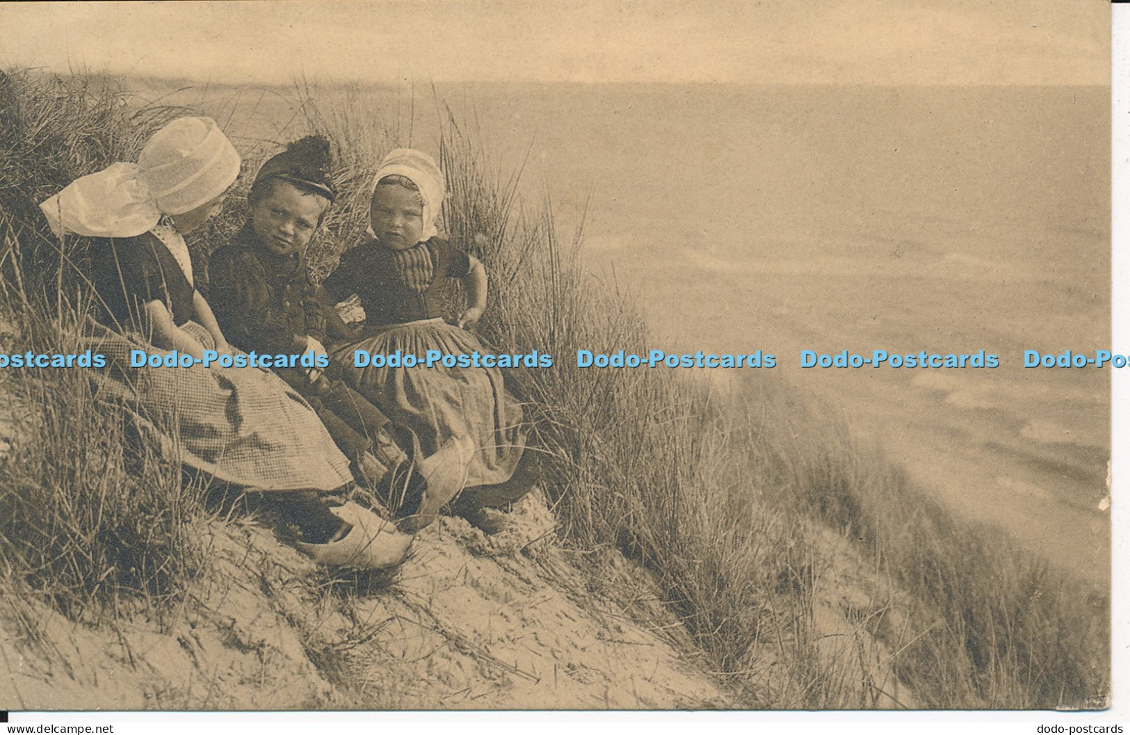 R037707 Kinderen op Het Duin Zeeland F B den Boer 1909