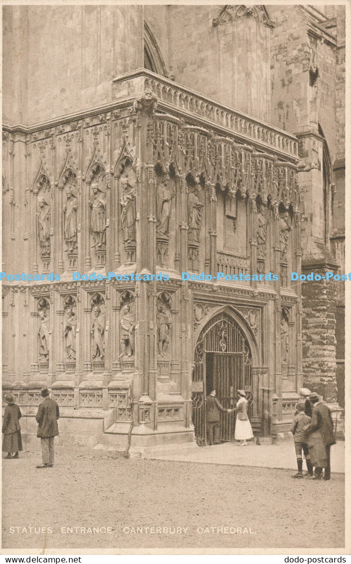 R050270 Statues Entrance Canterbury Cathedral