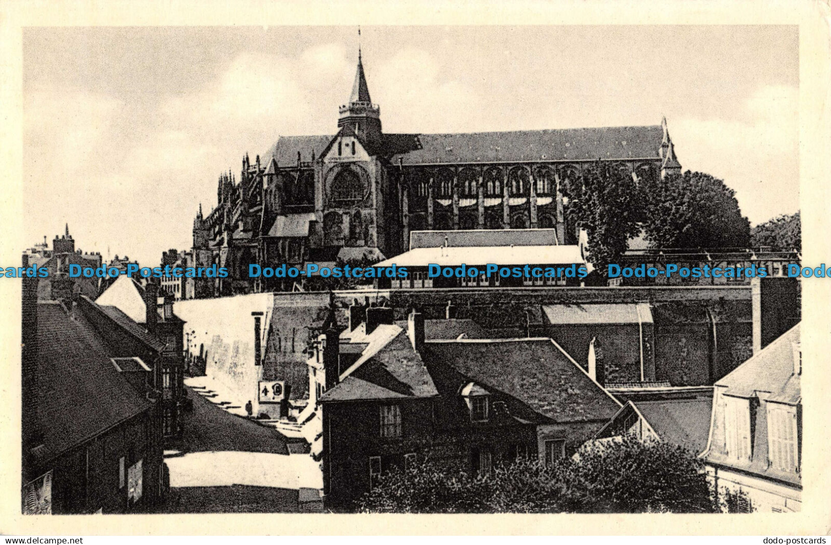 R052406 Eu. Chaussee de Picardie et l Eglise. No 3