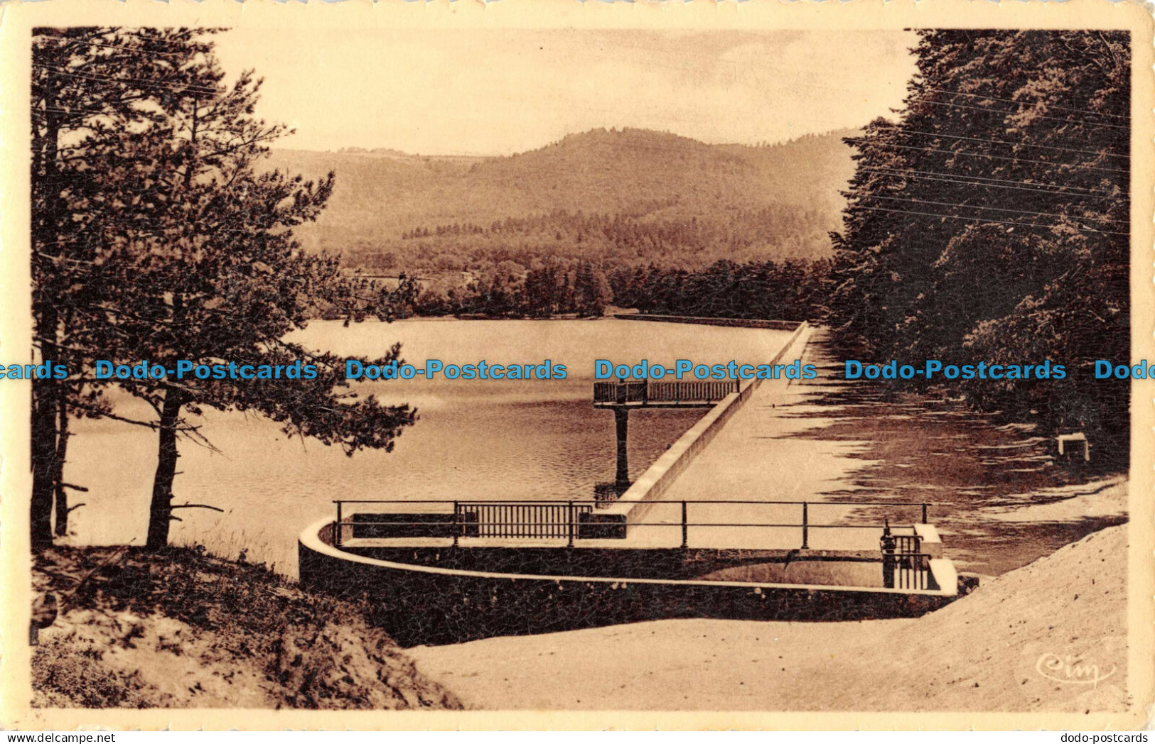 R054573 St. Ferreol pres Revel. La Digue. Combier