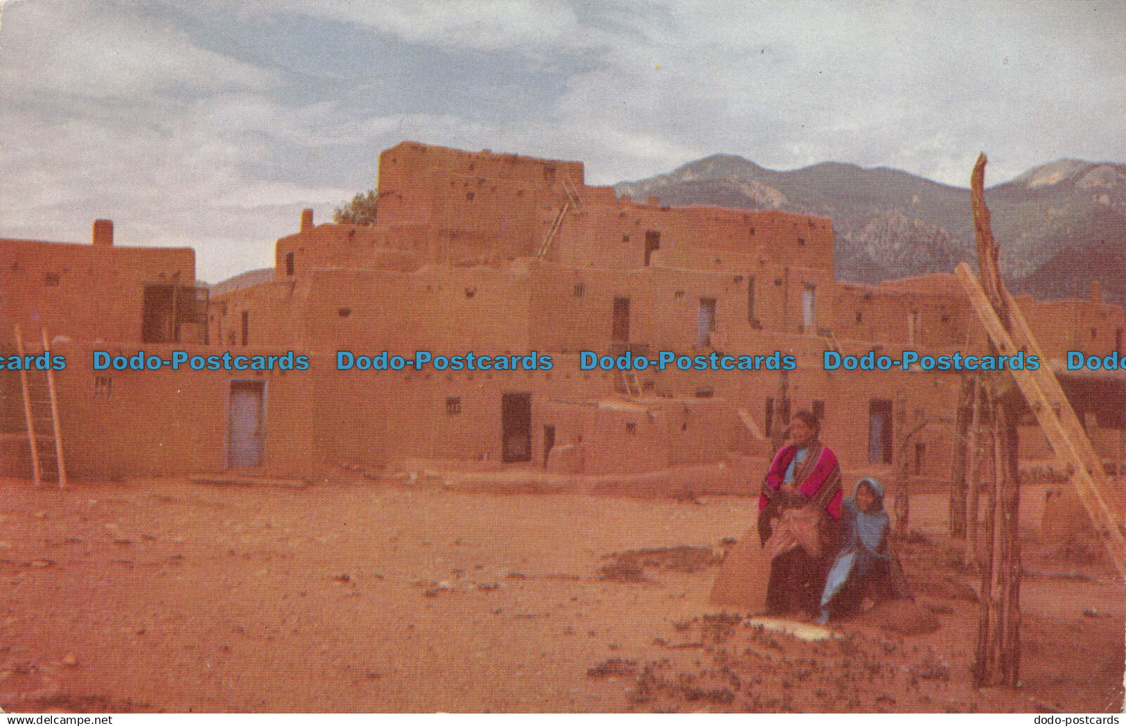 R071187 Ancient Taos Pueblo. Taos. New Mexico